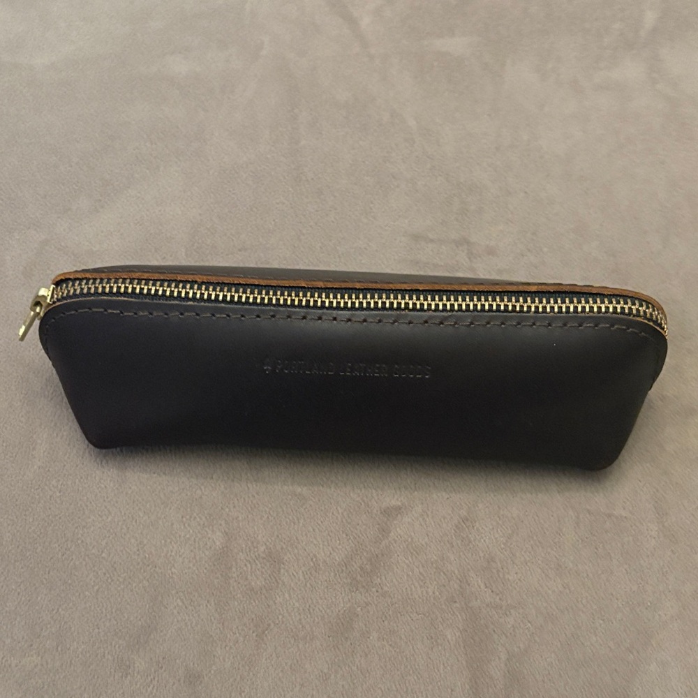 Portland Leather Brown Sidekick Case - Picture 7 of 9